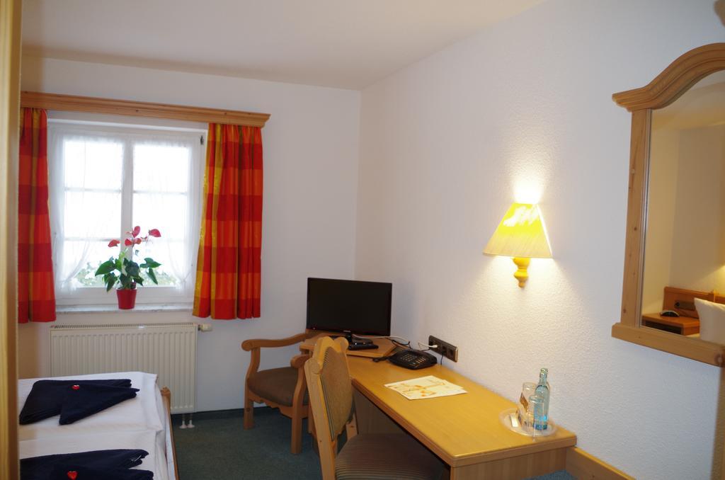 Hotel Alttolkewitzer Hof Drezno